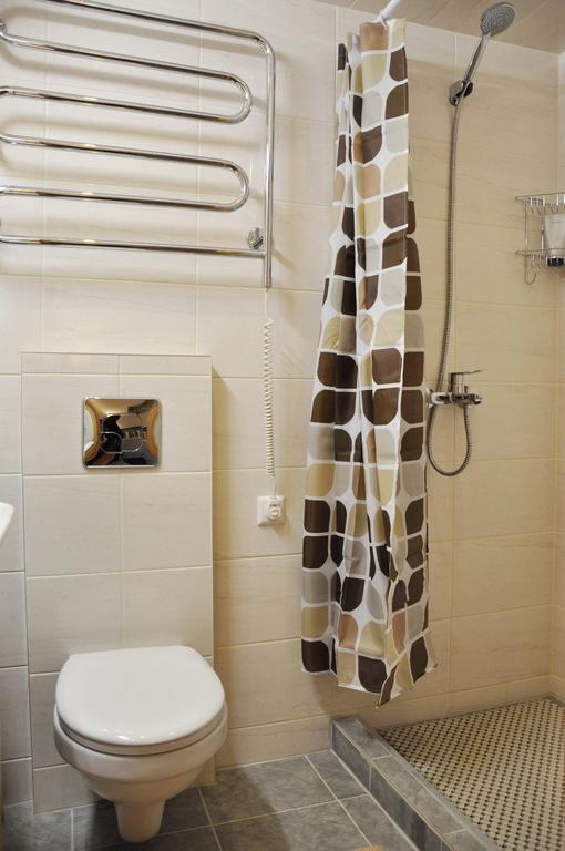 Bomb Shelter Apartment Вильнюс Номер фото